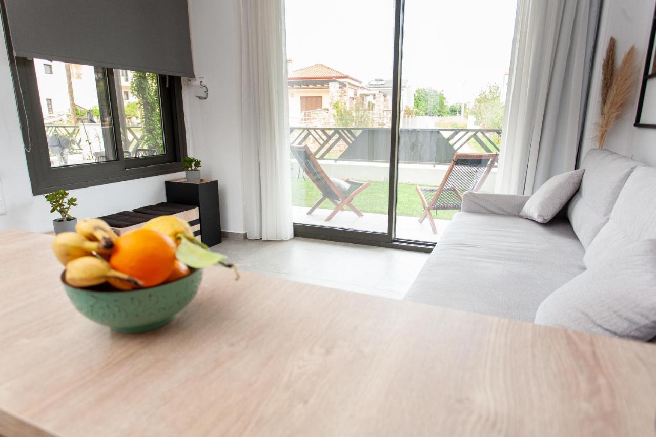Aella Apartments ニキティ エクステリア 写真